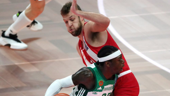 Αυτά λέει το Φ.Α.-Το σύνθημα για Βεζένκοφ, Ελευθεριάδου που δεν καταγράφηκε