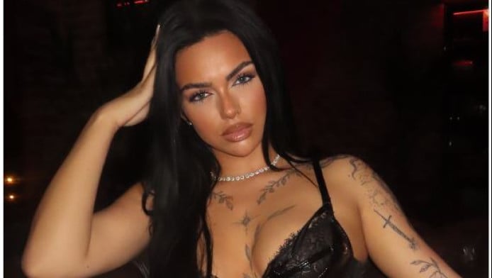 Ο 36χρονος παντρεμένος Τρίπιερ με 21χρονο μοντέλο του OnlyFans (ΦΩΤΟ)