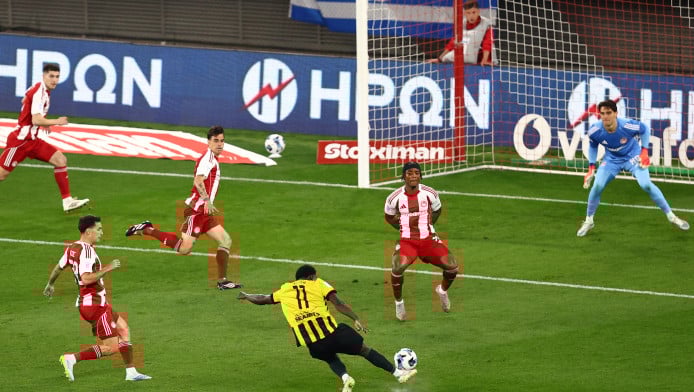 Παγώνει το Καραϊσκάκη ο Κοϊτά! Live: Ολυμπιακός-ΑΕΚ 0-1