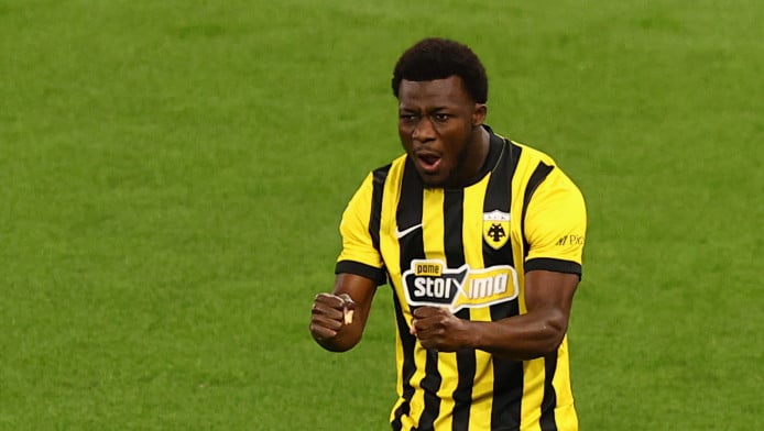 «Έκρηξη» στον πάγκο της ΑΕΚ στο 0-1, «τρελάθηκε» Βίντα (ΦΩΤΟ)