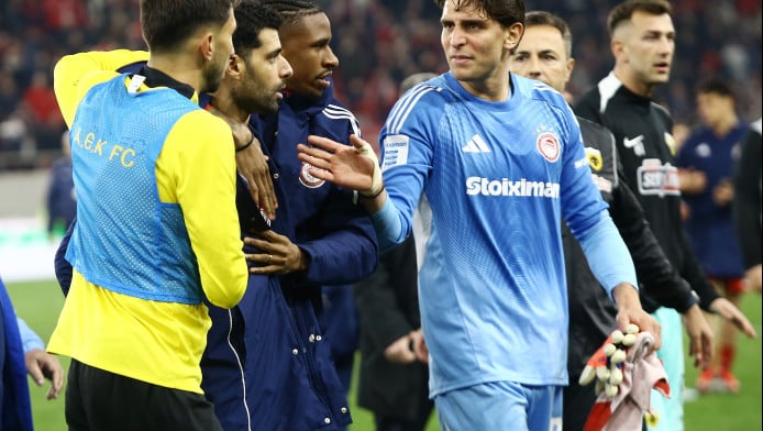 Πασίγνωστος δημοσιογράφος για την ήττα Ολυμπιακού: "Φωλιά ΑΕΚτζήδων ο ΣΚΑΪ"