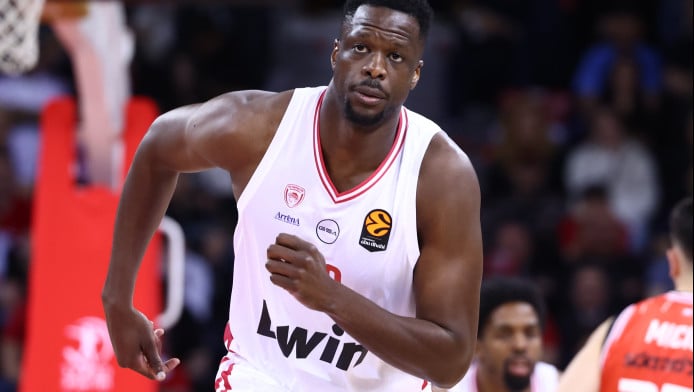 Ηγέτης του Ολυμπιακού ο Ντόρσεϊ, τον απογείωσε στην κορυφή ο Φαλ (ΒΙΝΤΕΟ)