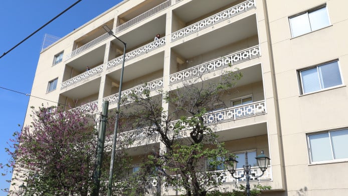 Τραγωδία: Νεκρή 51χρονη που έπεσε από τον 2ο όροφο του υπουργείου Τουρισμού