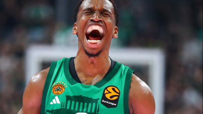 Το πρώτο βήμα για το… F4: Ο μαγικός Σορτς έστειλε τον ΠΑΟ στη Βαλένθια (VD)