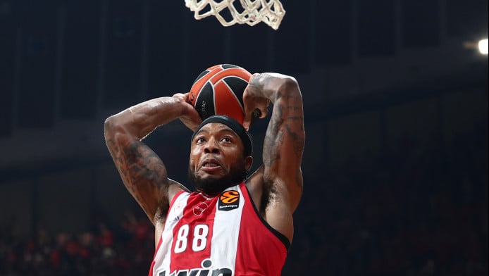 "Πω-πω ένας Θρύλος"! Highlights από την θεαματική νίκη του Ολυμπιακού (Vid)