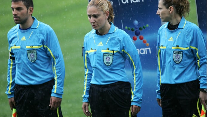 Απίστευτο! Ελληνίδα διεθνής διαιτητής συνέλαβε τον 89χρονο στην Πάτρα!