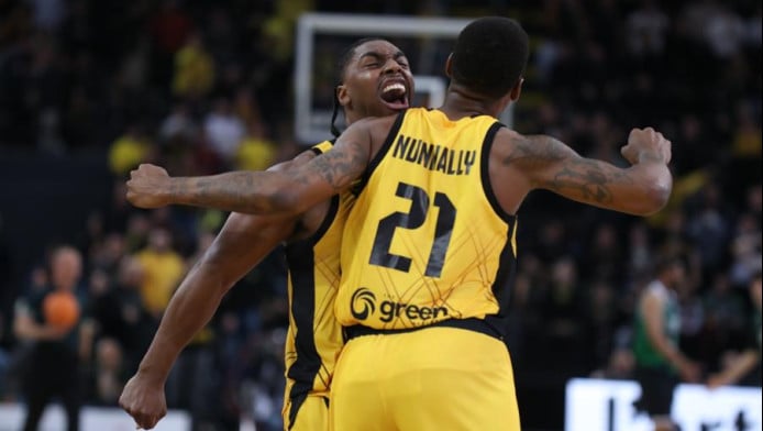 Πρώτο βήμα για F4 η ΑΕΚ - Νίκη με σούπερ ανατροπή κόντρα σε Μπανταλόνα (vd)