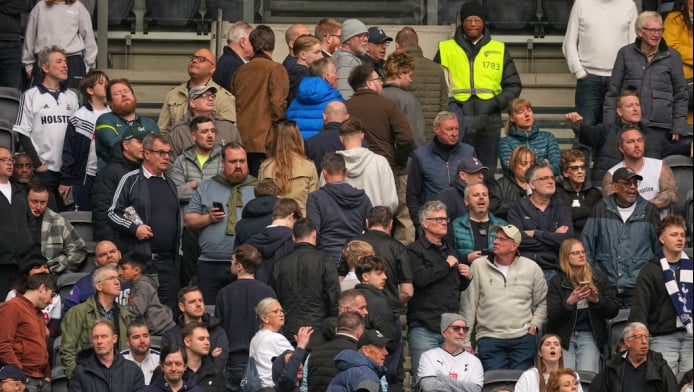 Χαμός στον κόσμο της Τότεναμ - Τα έβαλαν με την... Πέππα