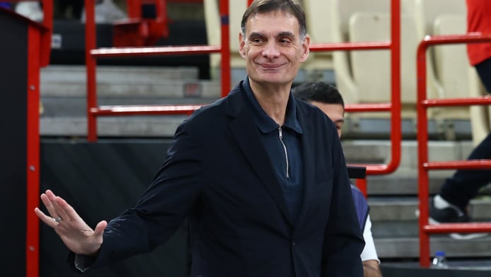 Μπαρτζώκας για πιθανό σταύρωμα με ΠΑΟ: "Θα κοιτάγαμε να χάσουμε κάνα ματς"