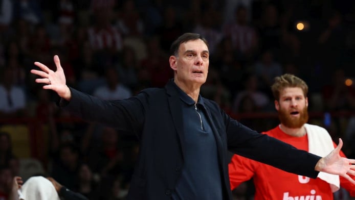 Το παραδέχθηκε ο Μπαρτζώκας - “Στον Ολυμπιακό δεν έχεις ποτέ το δικαίωμα…”