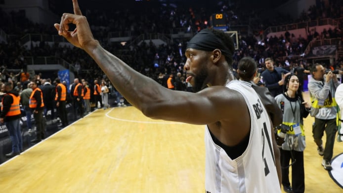 "Λέγαμε για Αντρίγια και Μπέβερλι... - Επικοινωνία ΚΑΕ και ΠΑΕ ΠΑΟΚ"