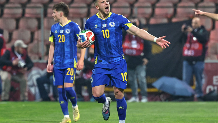 Ποδοσφαιριστής κέρασε 800 λίτρα μπύρες τους φιλάθλους!