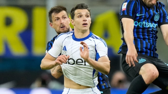 Ο Δουβίκας κυνηγά να βγει 1ος σκόρερ στην Ιταλία & η μετοχή του απογειώθηκε