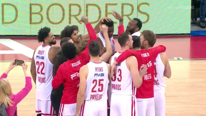 Οι «σφαλιάρες» στον Φαλ για την επιστροφή του - Τι έκανε (ΒΙΝΤΕΟ)