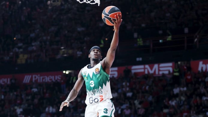 Έκπληξη με Φρανσίσκο - “Κρίμα που δεν θα τον δούμε…” (BINTEO)