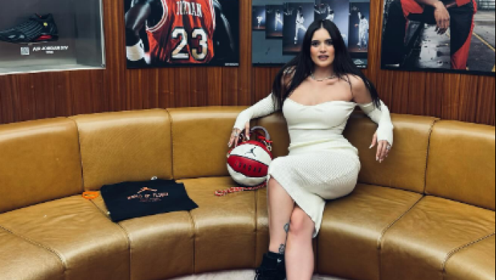 Η δημοσιογράφος που εντυπωσίασε τον Πέσιτς (ΦΩΤΟ)