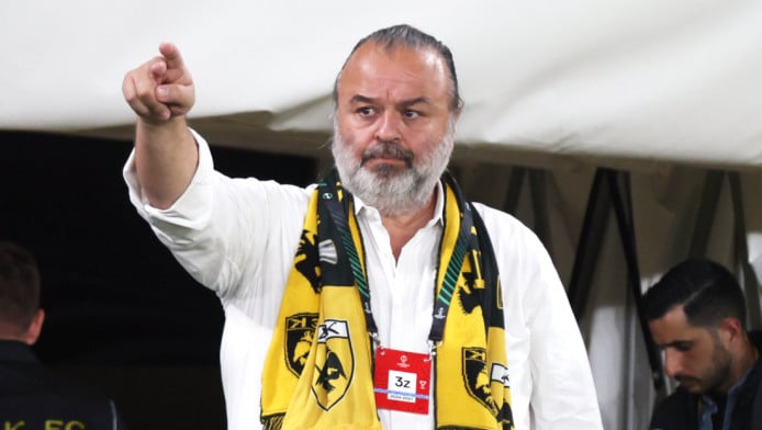 Οργή Ηλιόπουλου: Άδικο για ΑΕΚ, είναι ντροπή - Γήπεδο κοτέτσι και διαιτησία