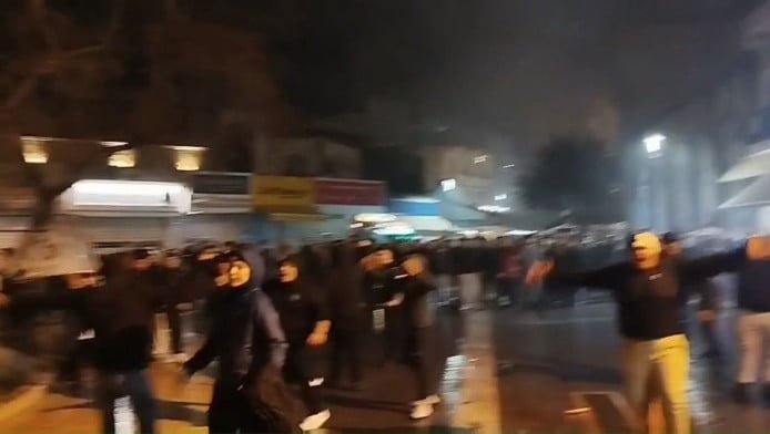 Δεν κοιμάται η Κρήτη απόψε, όλοι στους δρόμους - Έκρηξη χαράς! (ΒΙΝΤΕΟ)