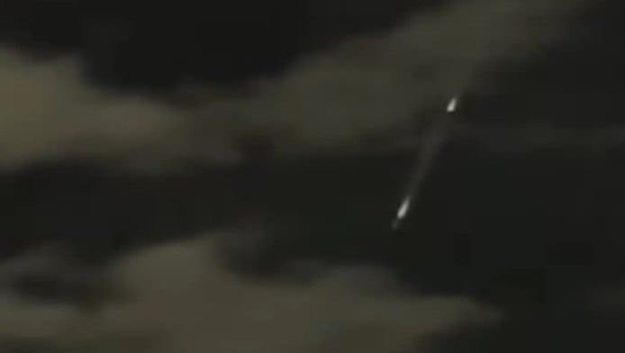 Λήμνος: Άγνωστα φλεγόμενα αντικείμενα έπεφταν από τον ουρανό! (video)