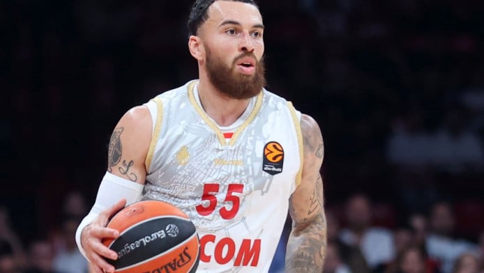 Ξέσπασμα Τζέιμς πριν τον ΠΑΟ - Το καρφί για Euroleague και η... μικρή ομάδα