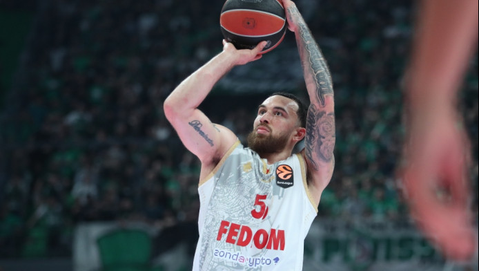 Φεύγει από τη Μονακό ο Τζέιμς - Οι "μνηστήρες" και οι φήμες για Ελλάδα