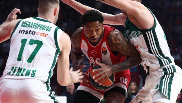 Μόλις έσκασε: Ανατροπή για Τζόουνς - Το ΑΣΕΑΔ μηδένισε την ποινή του!