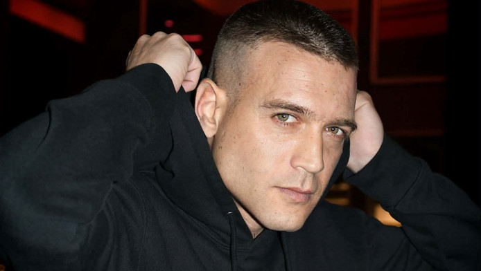 GZeus: Αποκαλύπτεται για πρώτη φορά επί σκηνής στο Αιγάλεω