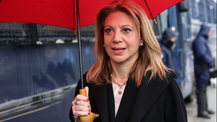 Μιντιακή ασπίδα: Ο "παίκτης"-έκπληξη που θα στηρίξει το κόμμα Καρυστιανού