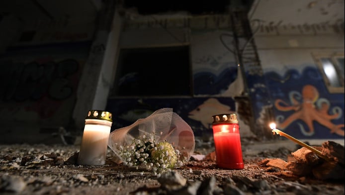 Κόρινθος: Το μπαλκόνι που καταπλάκωσε την 43χρονη μητέρα ζύγιζε 2,5 τόνους