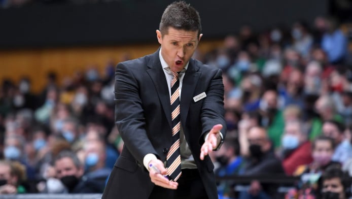 «Φλερτάρει» με μεγάλη ελληνική ομάδα ο Λάκοβιτς!