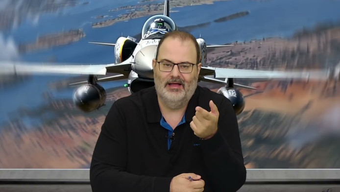 "Βόμβες" Παπανικολάου για τα πακέτα του Σόρος και τα F-35!