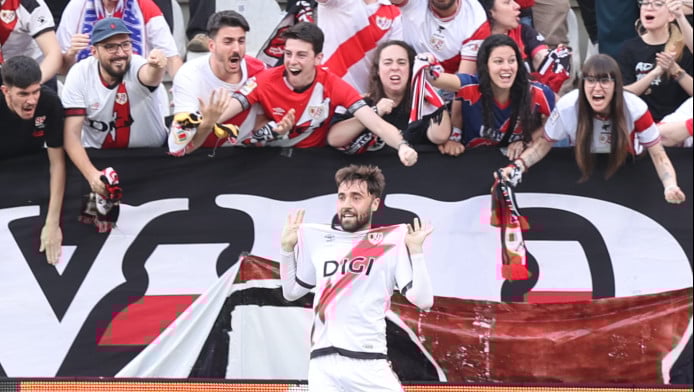 Το ολέθριο λάθος που «πάγωσε» την ΑΕΚ για το 2-0! (vid)