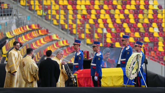 Συγκινεί η οικογένεια Λουτσέσκου: "Δεν ήμασταν μόνοι ούτε στιγμή"