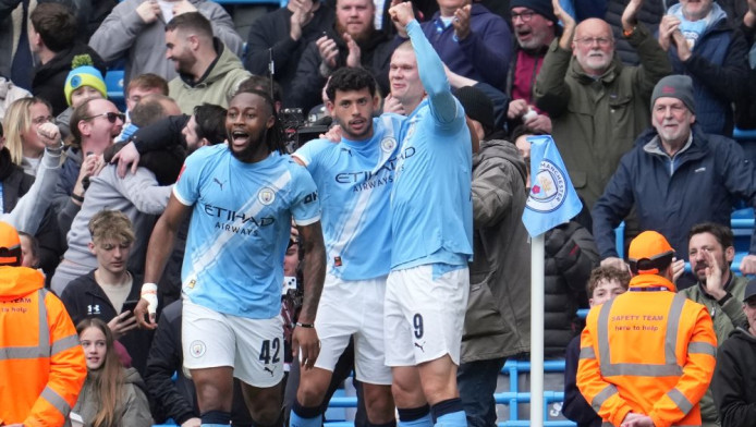 Πάρτι Χάαλαντ με τη θλιβερή Λίβερπουλ - Πρόκριση με 4άρα η Σίτι (ΒΙΝΤΕΟ)