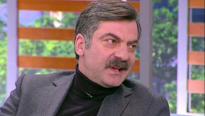 Δύσκολες ώρες για τον Στάθη Μαντζώρο – Δίνει μάχη και αποζητά το θαύμα