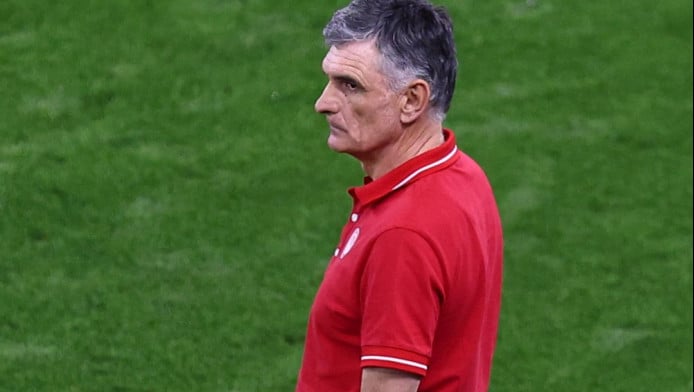 Ενοχλημένος με τη γιούχα ο Μεντιλίμπαρ - Αιχμές και προς τους παίκτες