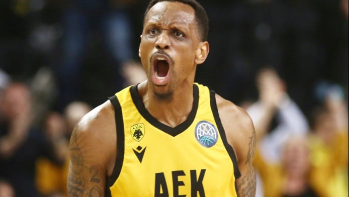 Φοβερός Νάναλι: "Το τελευταίο σουτ είναι η δουλειά μου, ένιωσα άνετα"