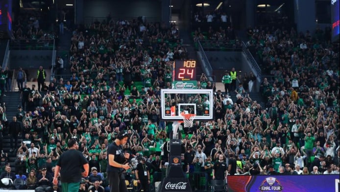 Καζάνι που... βράζει το ΟΑΚΑ - Πανό & συνθήματα κατά Χαρδαλιά & Λιόλου