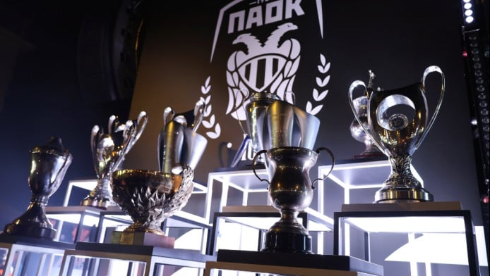 Οι πολλές λύσεις του Λουτσέσκου στον τελικό (ΒΙΝΤΕΟ)