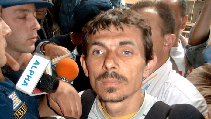 Πατέρας σκοτώνει την κόρη του και κρύβεται σε μοναστήρι – Το τέλος σοκάρει