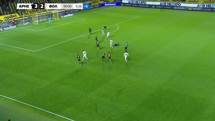 Ο Αθανασιάδης και το δοκάρι έσωσαν τον Άρη στο 96’! (ΒΙΝΤΕΟ)