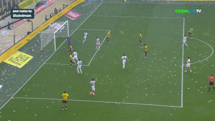 Μπαίνει... φωτιά στη Ν. Φιλαδέλφεια - Προβάδισμα ΑΕΚ με αυτογκόλ Κεντζιόρα