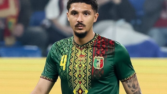 Μεταγραφική σύγκρουση ΑΕΚ και ΠΑΟΚ για θηριώδη στόπερ - Σπάει συμβόλαιο!