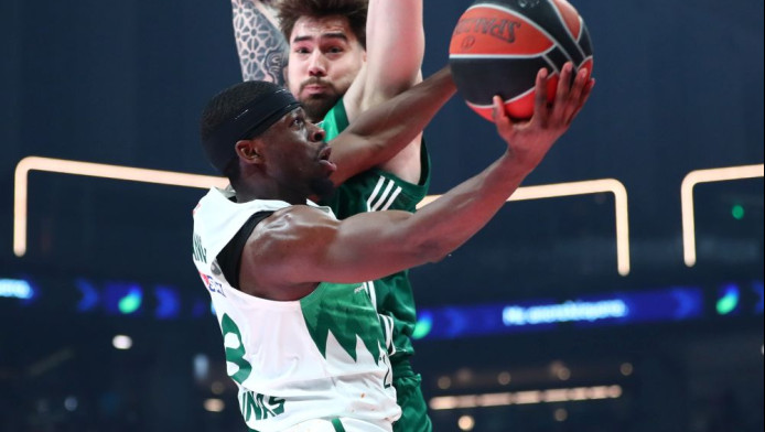 Το αφεντικό "τρελάθηκε": Πόσα ζητάει ο Φρανσίσκο για να υπογράψει Ευρώπη!