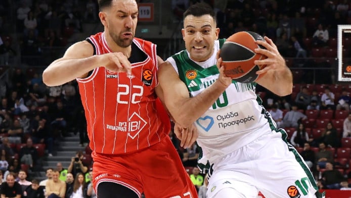 Απίθανη φάση με Σλούκα, τρελάθηκε ο Καούρης - «Τι έφτιαξε»! (ΒΙΝΤΕΟ)