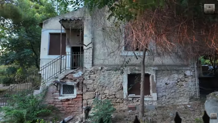 Το "στοιχειωμένο" σπίτι της Αθήνας και οι θρύλοι που το συνοδεύουν