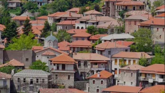 Το πανέμορφο χωριό που ήταν κάποτε άτυπη πρωτεύουσα της Ελλάδας (ΦΩΤΟ)