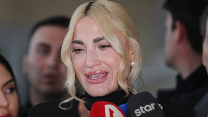 "Αδειάζει" Αλεξάνδρου για Τούνη η Αλεξανδράκη - "Κι άλλο βίντεο; Σοκ!"