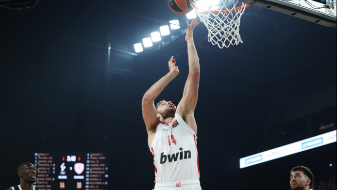 Το «μήνυμα» Βεζένκοφ: «Θέλουμε το αβαντάζ έδρας»