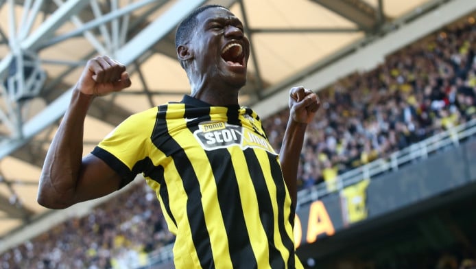 Η ΑΕΚ δέχτηκε μόλις 1,5 φάση και από τους δύο βασικούς της αντιπάλους!